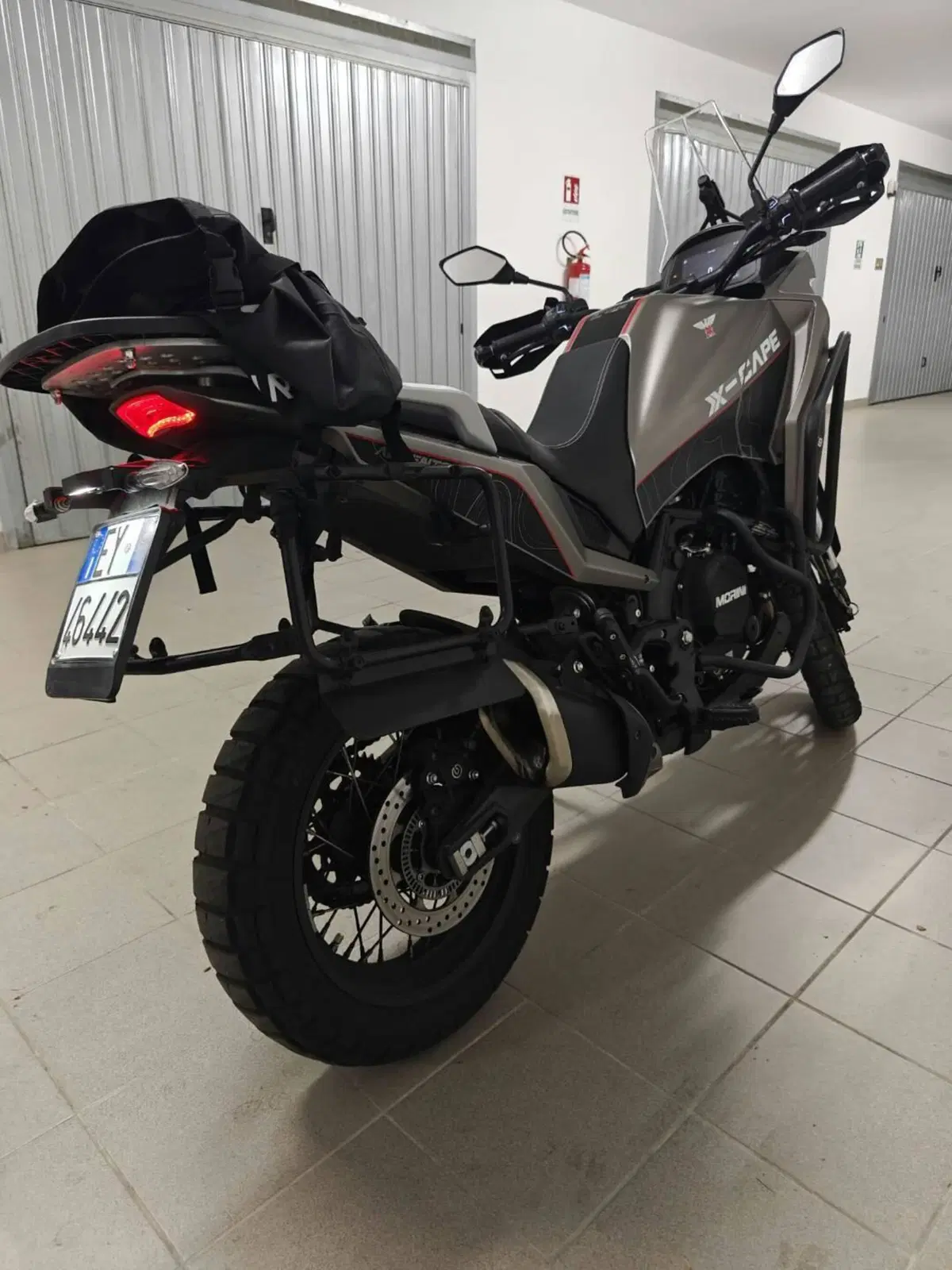 Moto Morini X-Cape 650 (2021 - 26) (6)