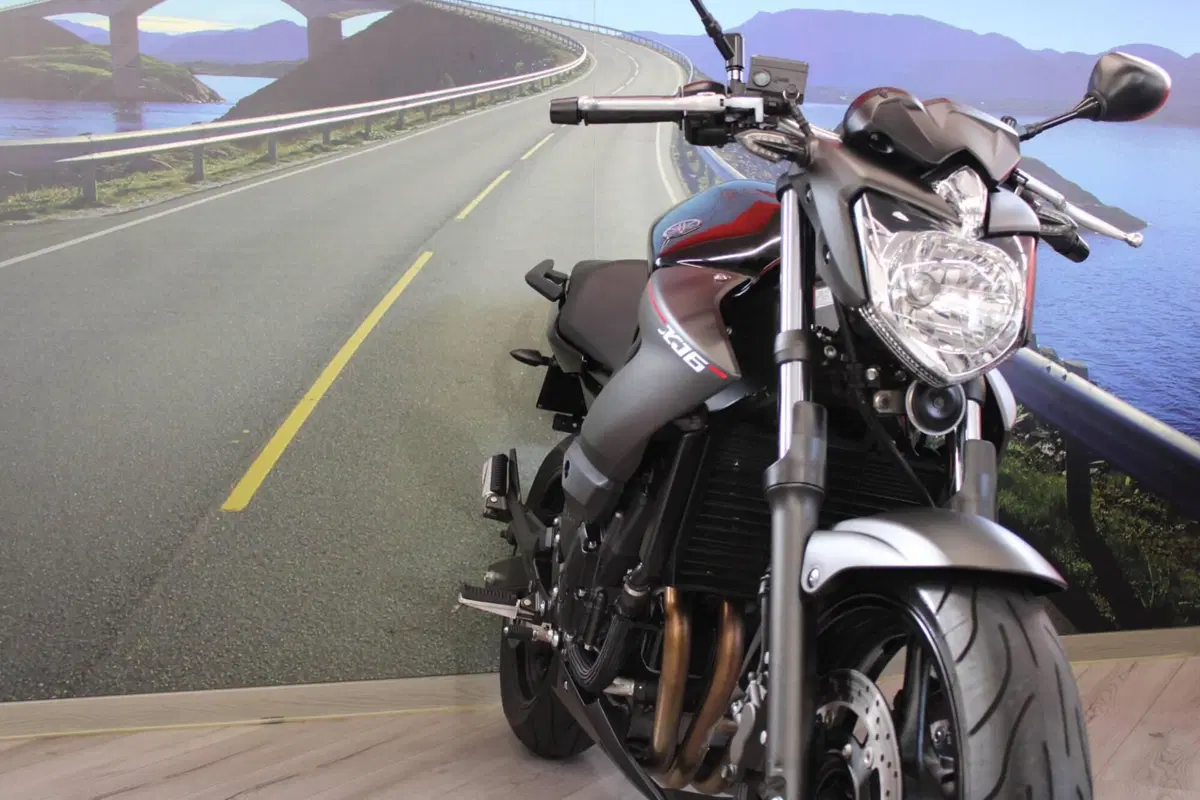 Yamaha XJ6 SP ABS (2013) (10)