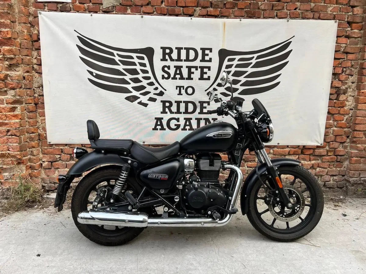 Royal Enfield Meteor 350 (2021 - 26) (3)