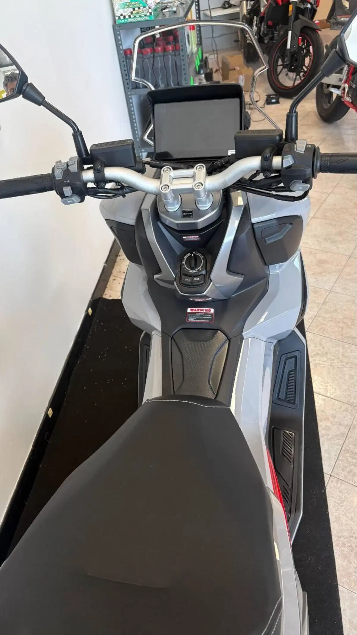 Swm Venturo 125 (2026) (2)