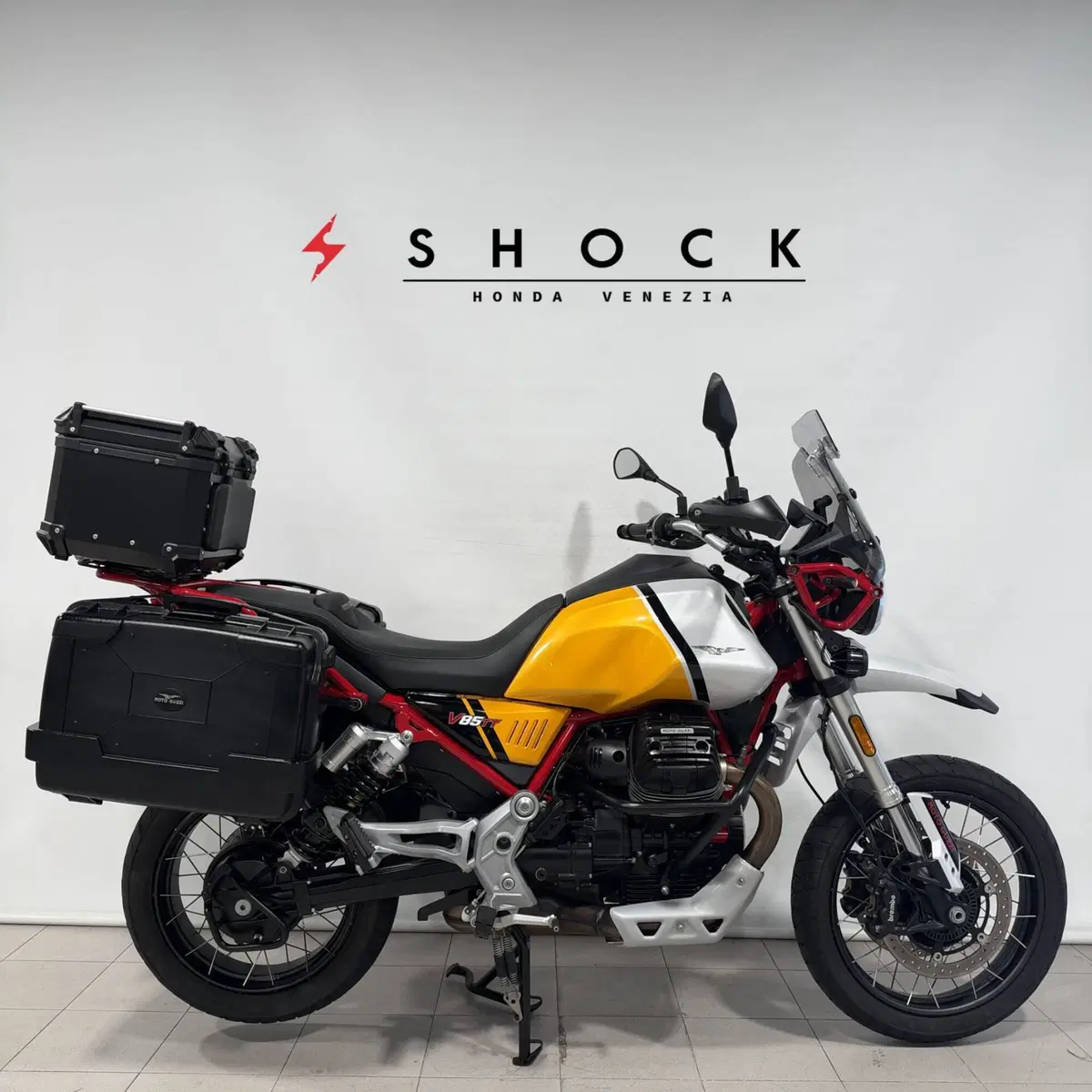 Moto Guzzi V85 TT (2021 - 23)