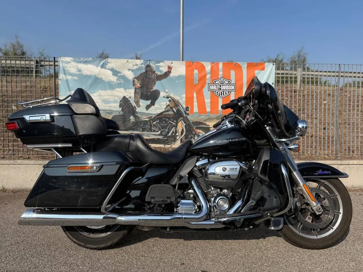 Harley-Davidson 107 Electra Glide Ultra Limited (2017 - 18) - FLHTK
