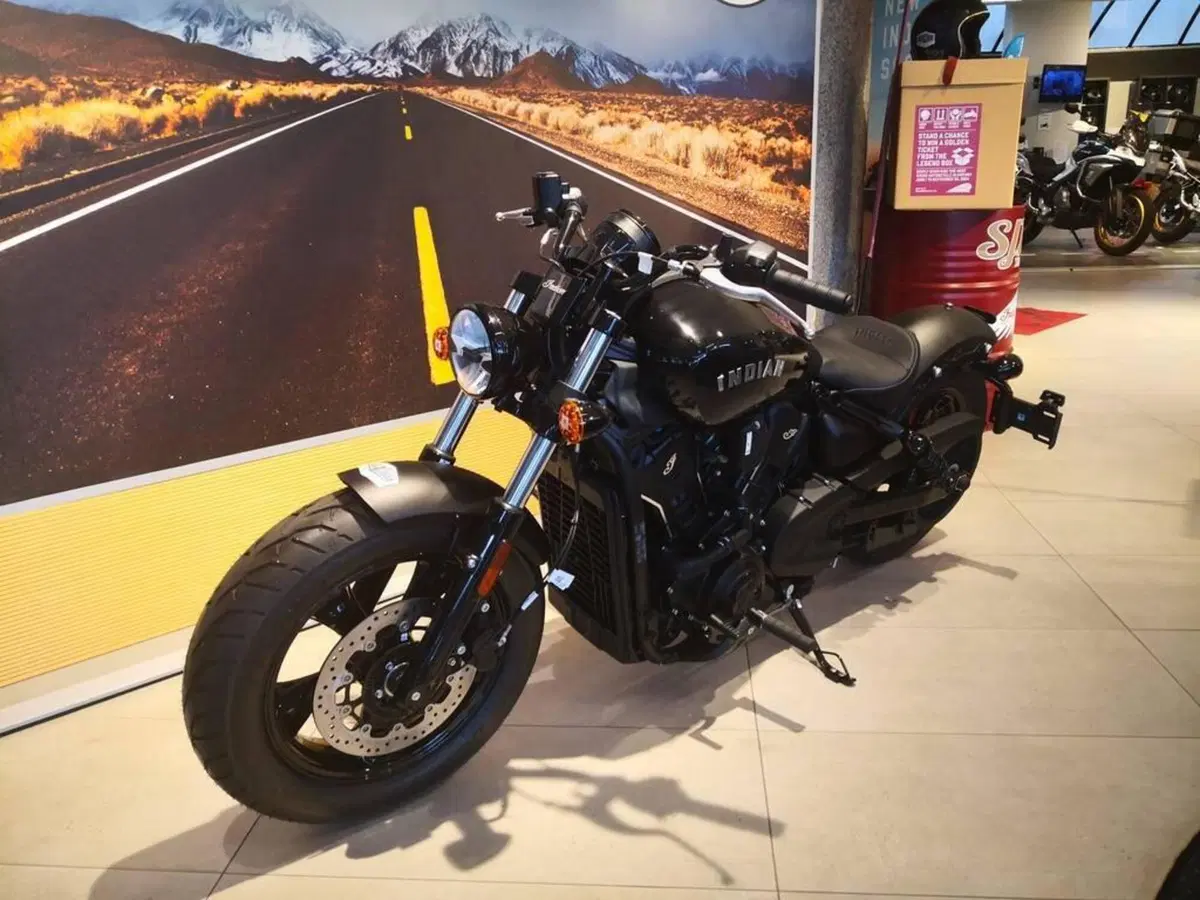 Indian Scout Sixty 999 Bobber (2025 - 26) (11)