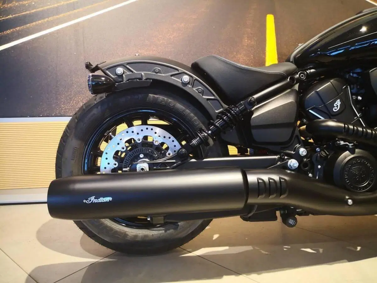 Indian Scout Sixty 999 Bobber (2025 - 26) (5)