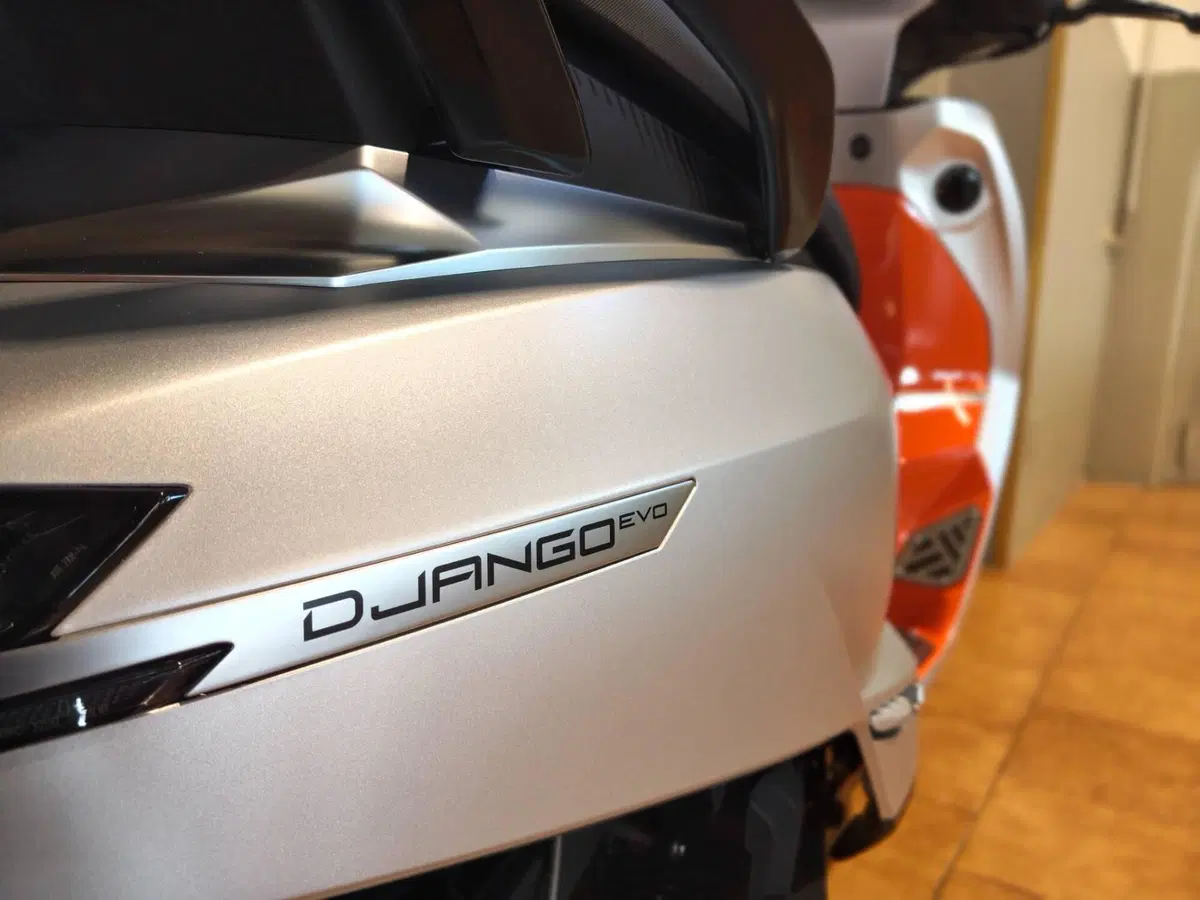 Peugeot Django 125 EVO Sport (2025 - 26) (5)
