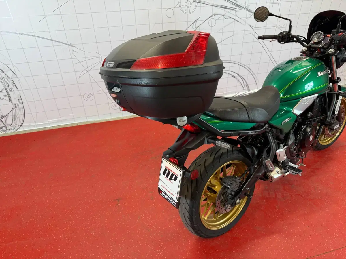 Kawasaki Z 650 RS (2022 - 24) (11)