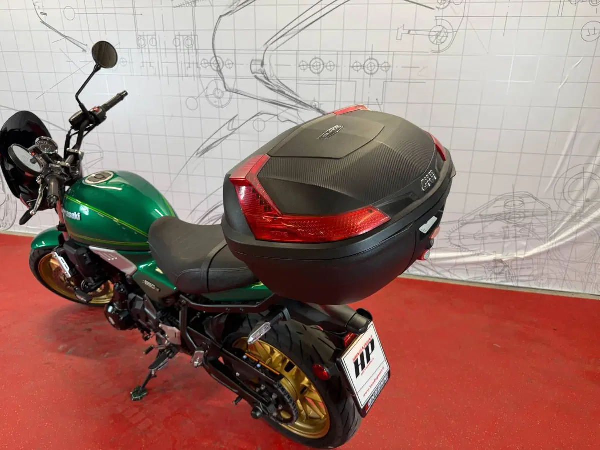 Kawasaki Z 650 RS (2022 - 24) (14)