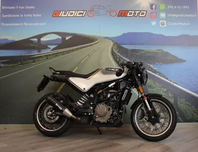 Husqvarna Vitpilen 401 (2021 - 23) usata