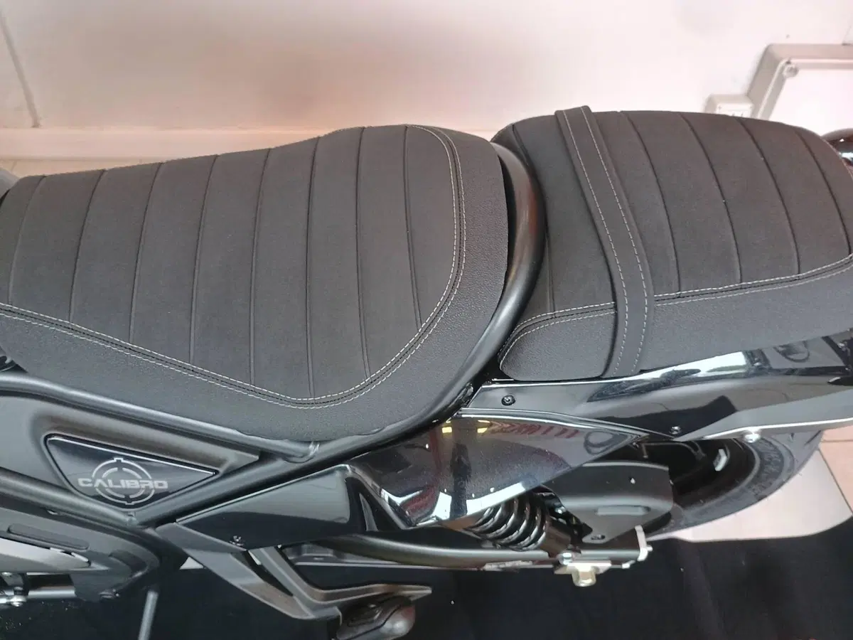 Moto Morini Calibro Custom (2024 - 26) (7)