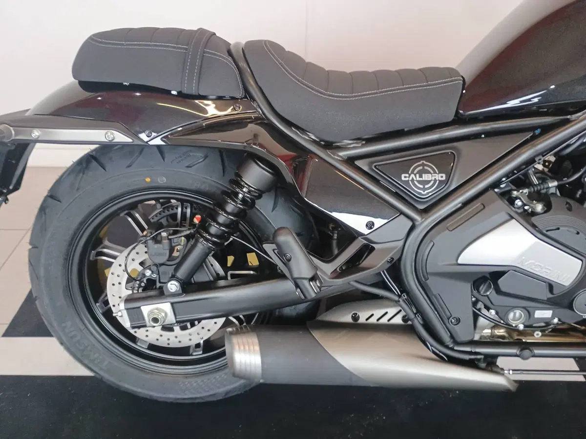 Moto Morini Calibro Custom (2024 - 26) (13)