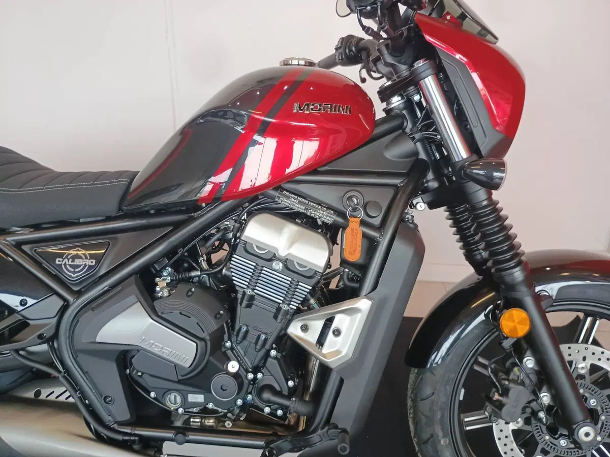Moto Morini Calibro Custom (2024 - 26) (14)