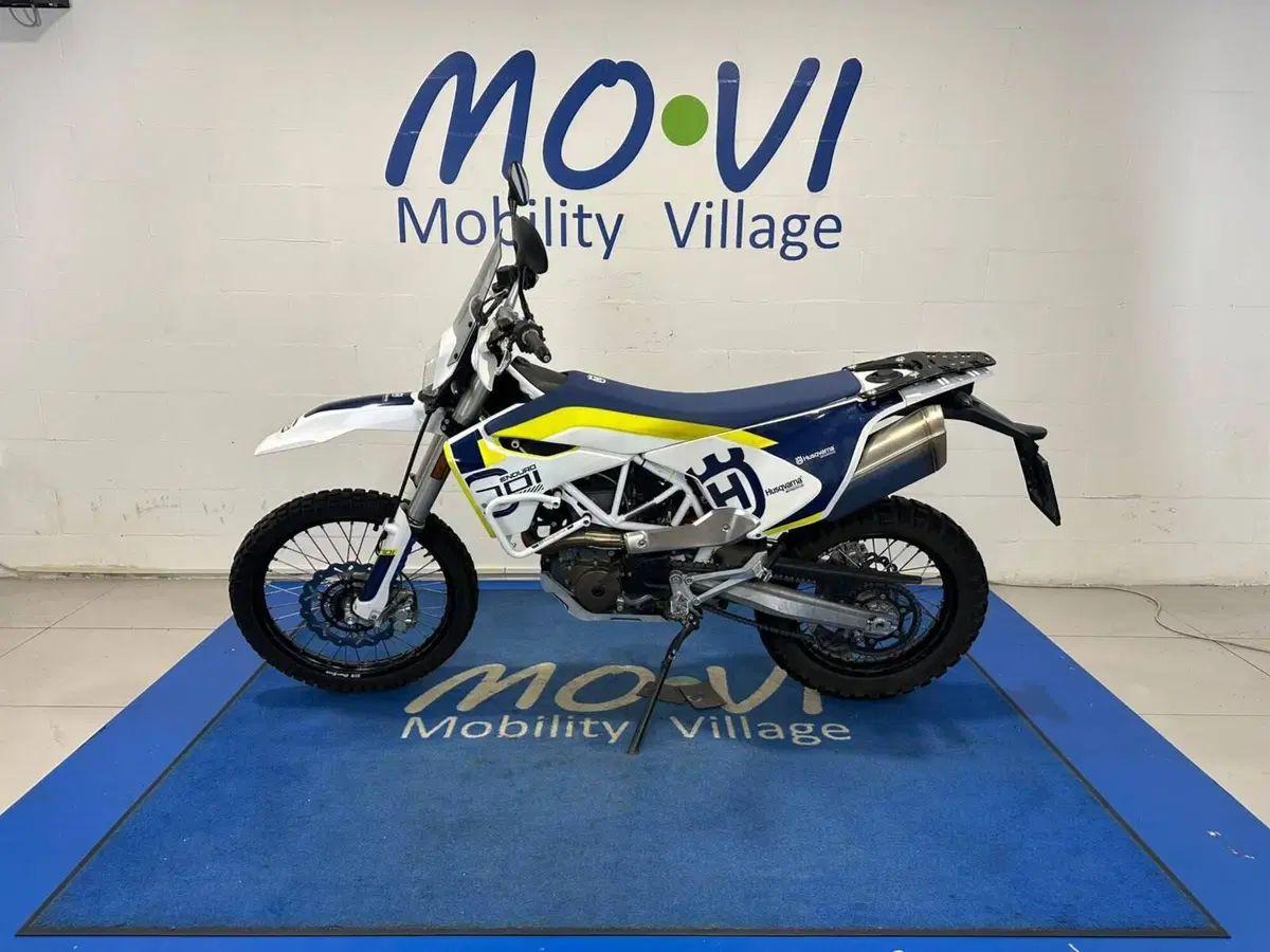 Husqvarna 701 Enduro (2017 - 19) (5)