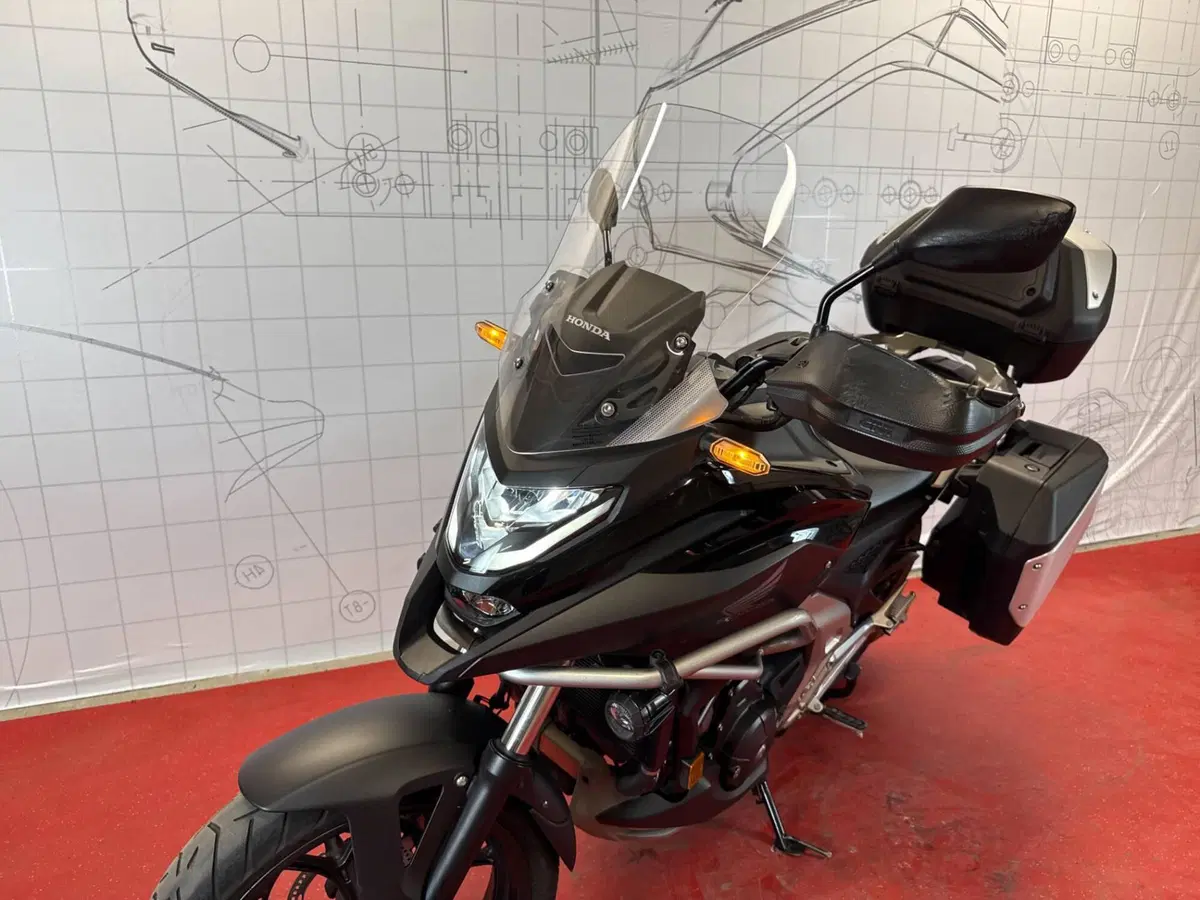 Honda NC 750 X DCT Travel (2021 - 24) (13)