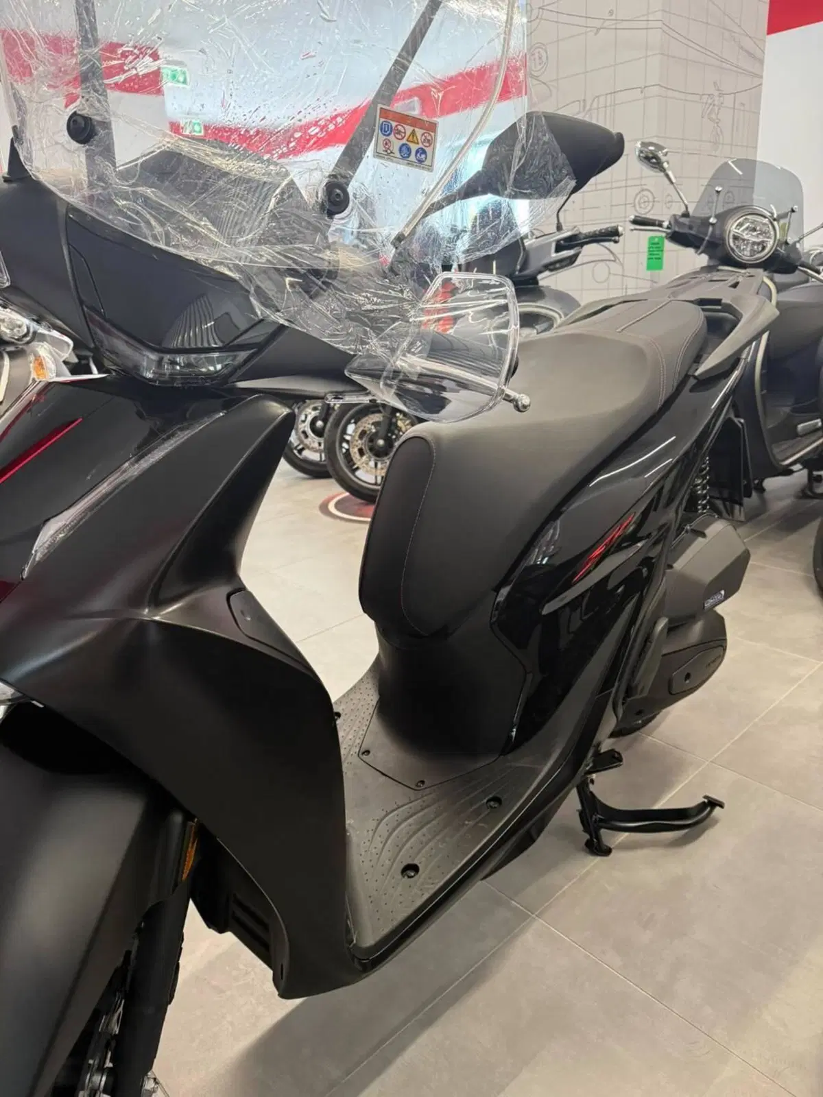 Honda SH 125 Sport (2026) (5)