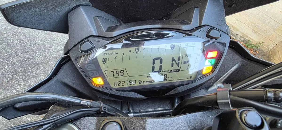 Suzuki GSX S 750 Z Yugen (2018 - 20) (7)