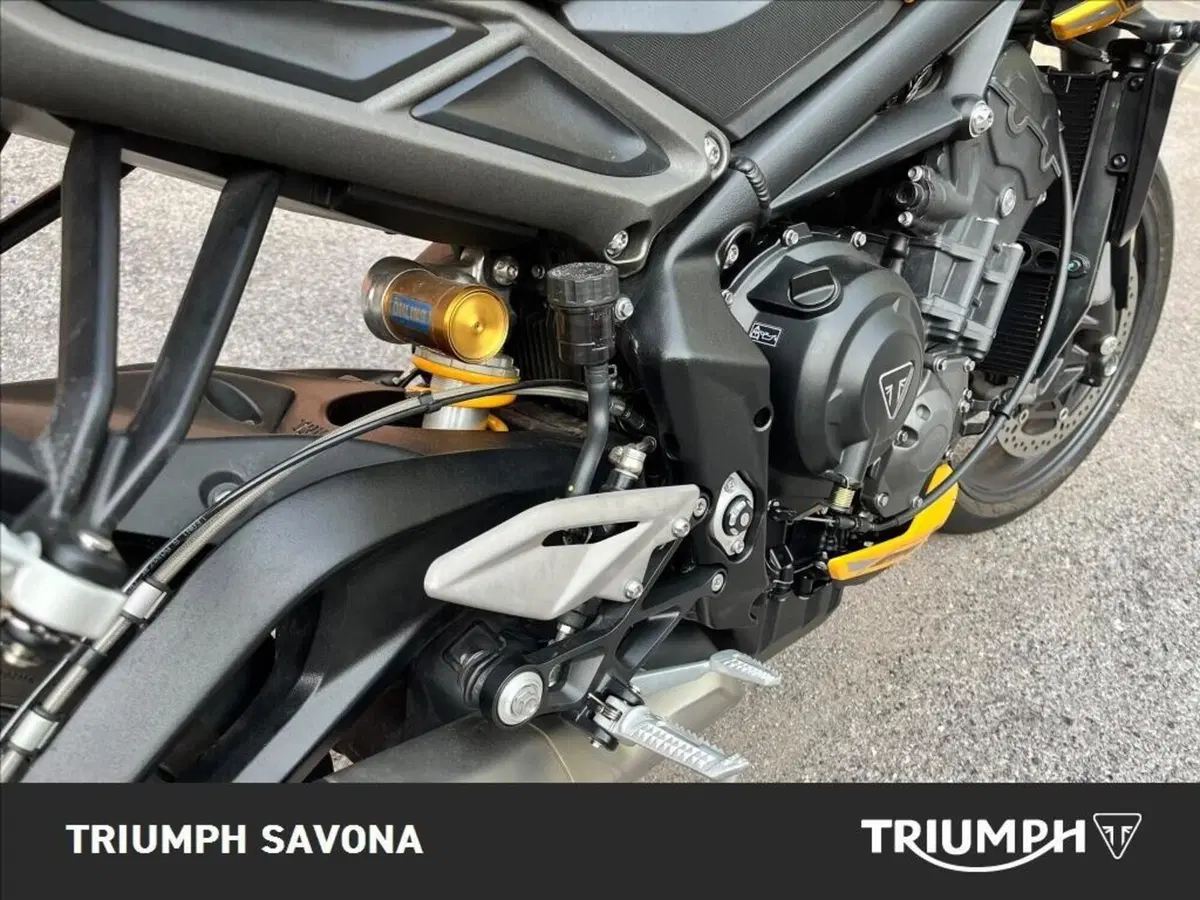 Triumph Street Triple 765 RS (2023 - 26) (10)