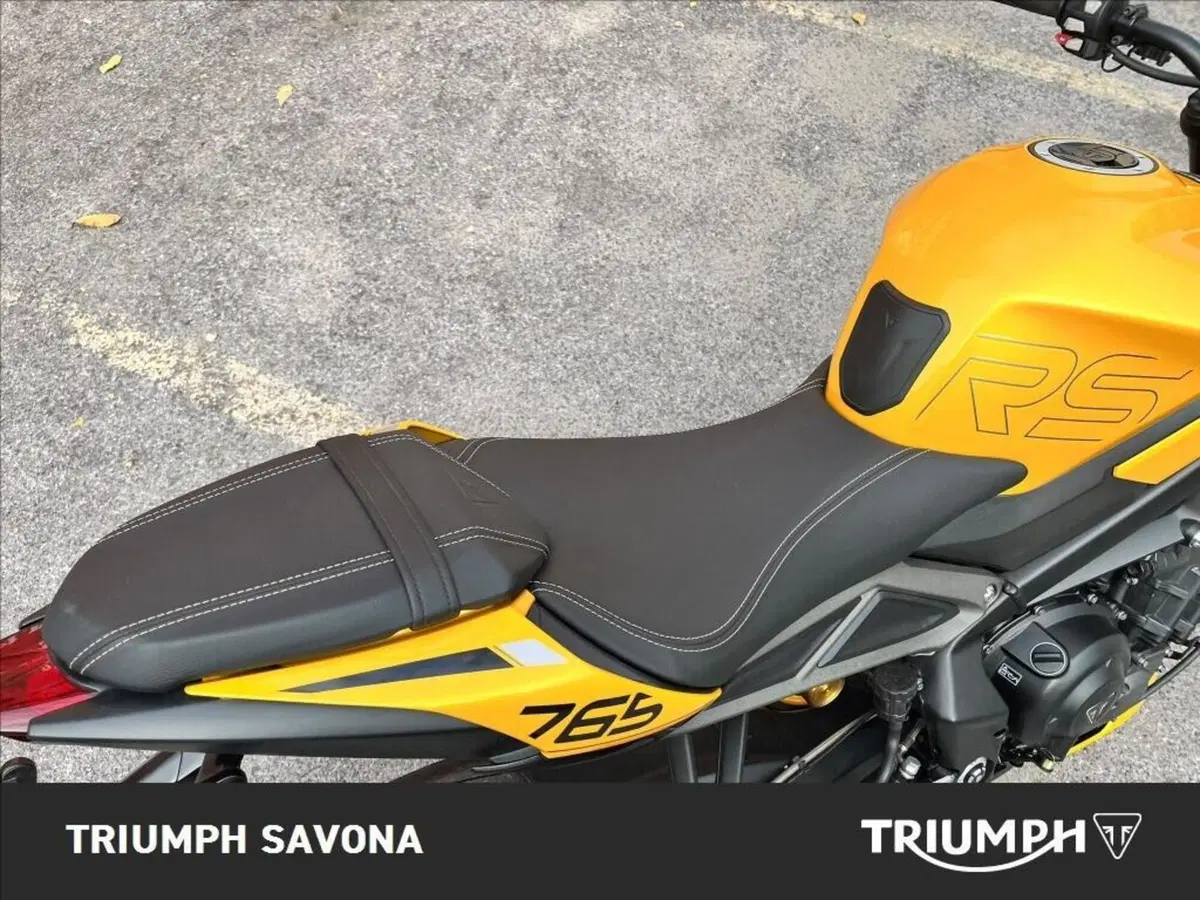 Triumph Street Triple 765 RS (2023 - 26) (12)