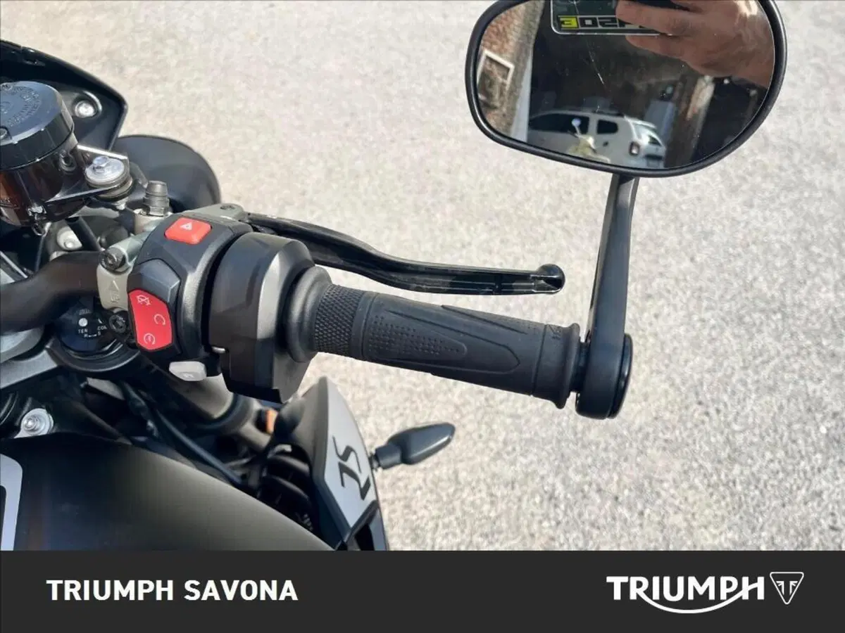 Triumph Street Triple RS (2017 - 19) (9)