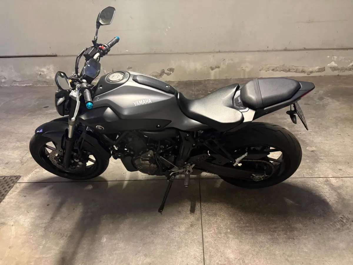 Yamaha MT-07 (2014 - 16) (4)