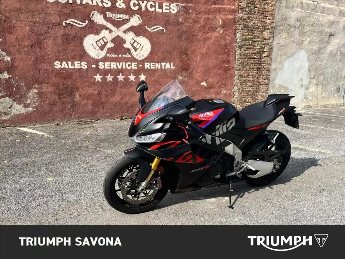 Aprilia RSV4 1100 Factory (2021 - 24) (5)