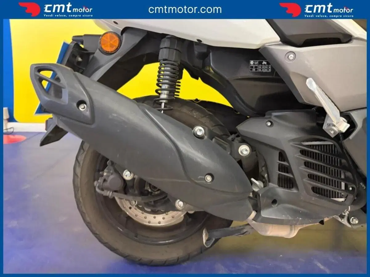 Yamaha N-Max 125 (2021 - 24) (8)