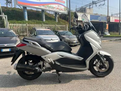 Yamaha X-Max 250 (2010 - 13) usata