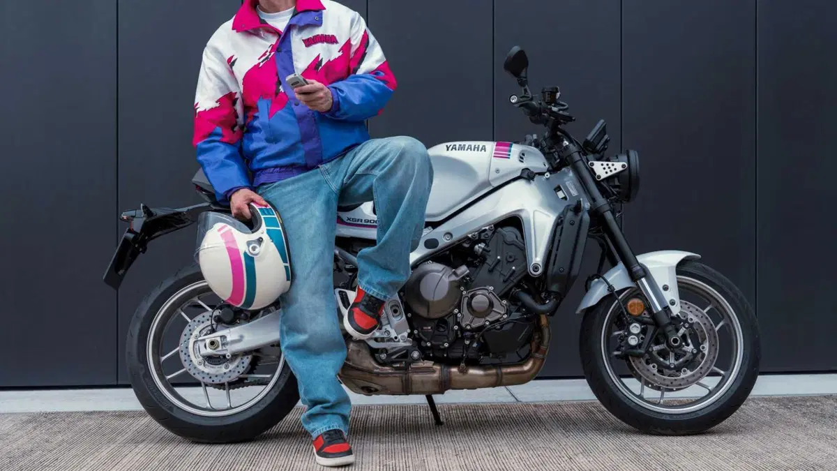 Yamaha XSR900 e GP 2027: operazione nostalgia con i colori che hanno fatto la storia! [GALLERY] (18)