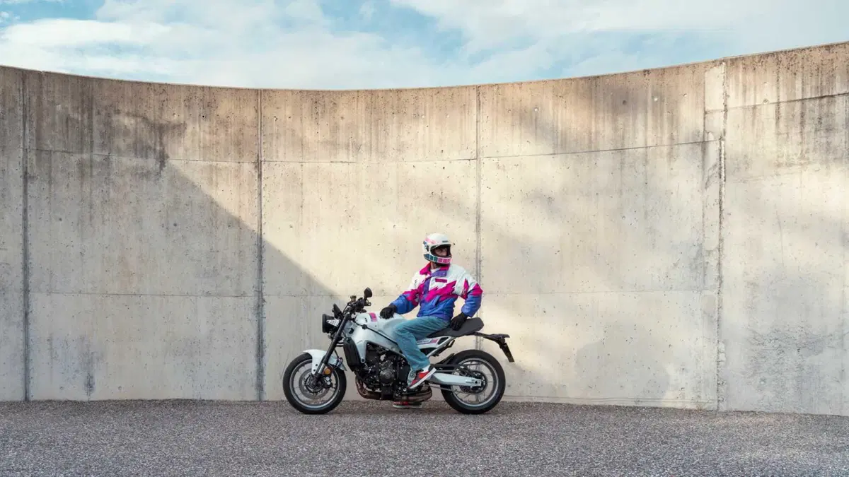 Yamaha XSR900 e GP 2027: operazione nostalgia con i colori che hanno fatto la storia! [GALLERY] (19)