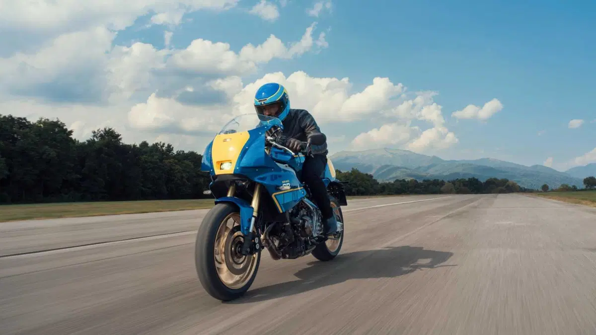 Yamaha XSR900 e GP 2027: operazione nostalgia con i colori che hanno fatto la storia! [GALLERY] (38)