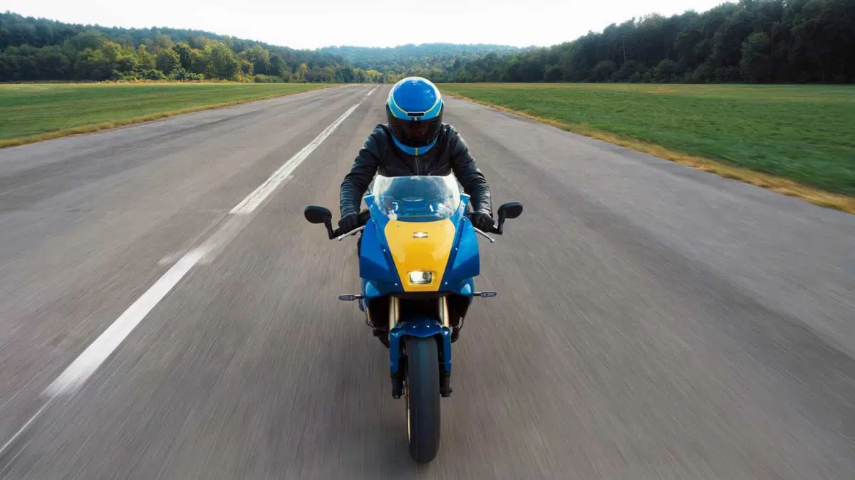 Yamaha XSR900 e GP 2027: operazione nostalgia con i colori che hanno fatto la storia! [GALLERY] (40)