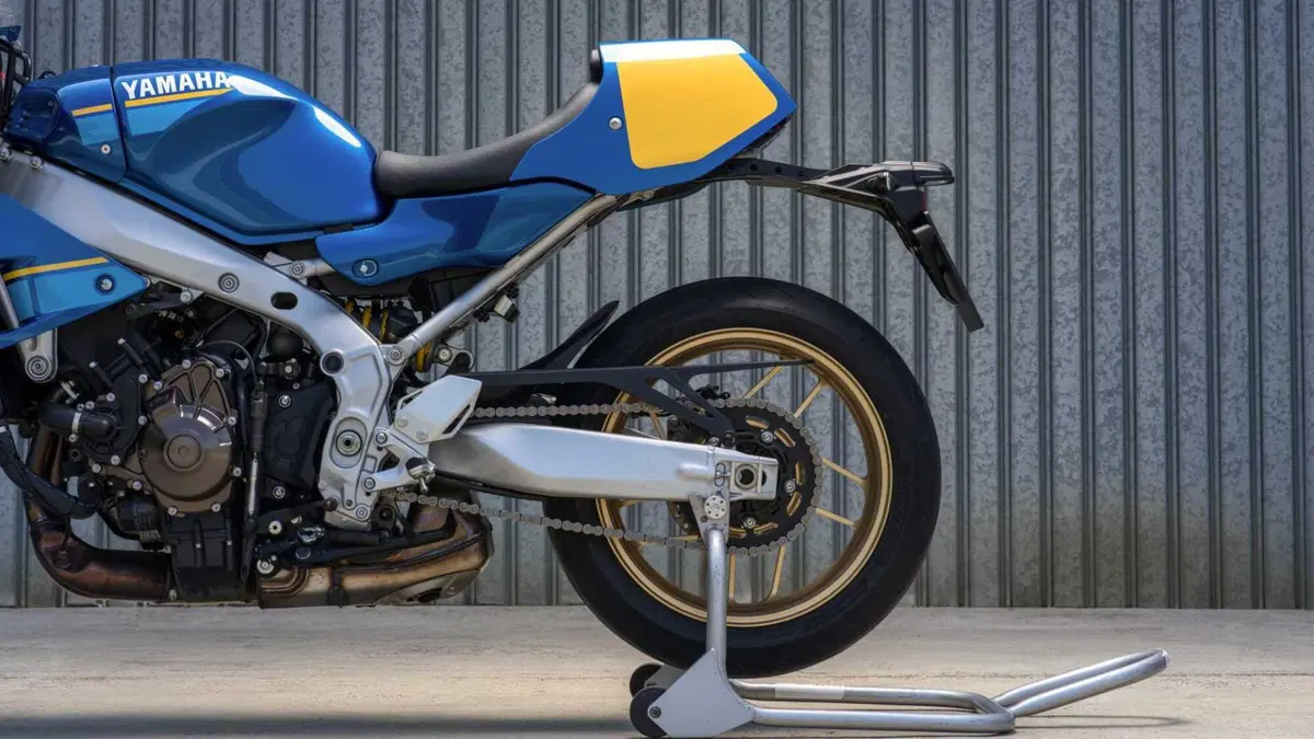 Yamaha XSR900 e GP 2027: operazione nostalgia con i colori che hanno fatto la storia! [GALLERY] (48)