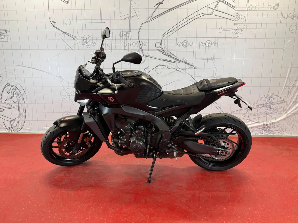Yamaha MT-09 (2024 - 26) (4)