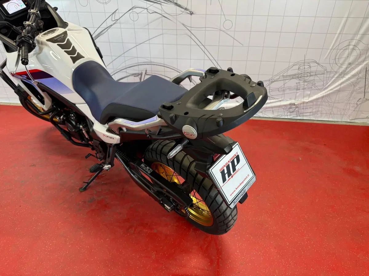 Honda Transalp XL750 (2025) (12)