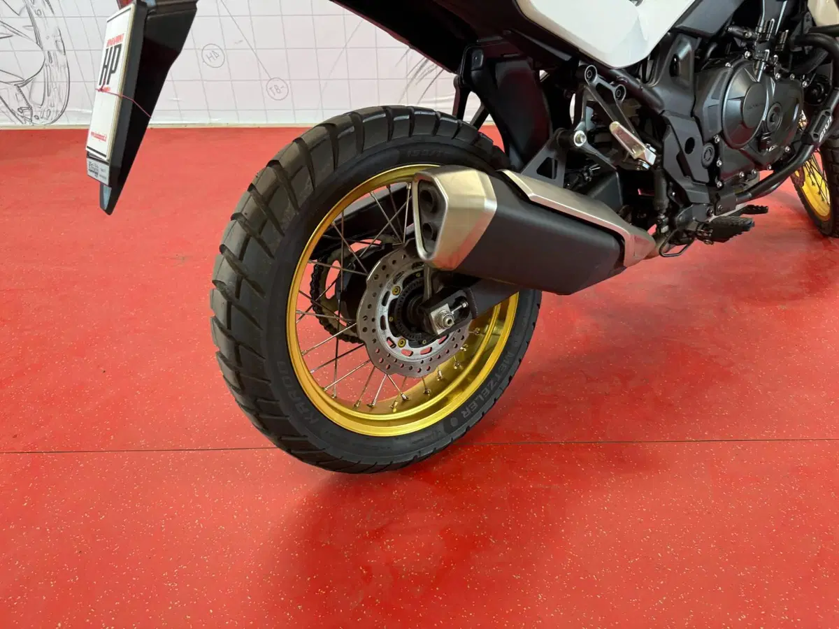 Honda Transalp XL750 (2025) (14)