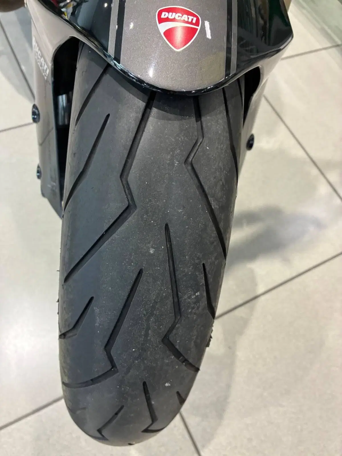 Ducati Monster 1100 Evo ABS (2011 - 13) (4)