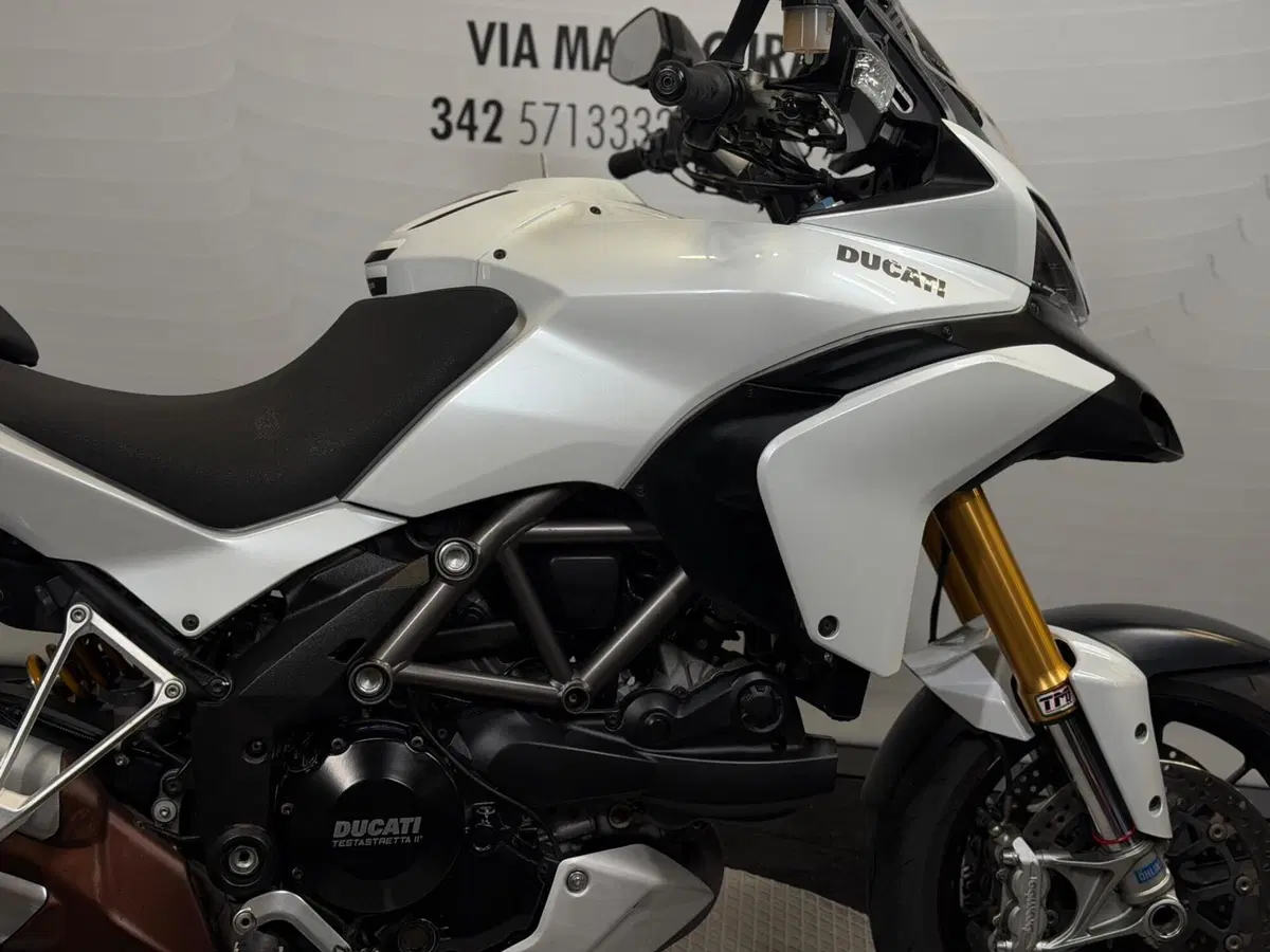 Ducati Multistrada 1200 S Sport (2010 - 12) (4)