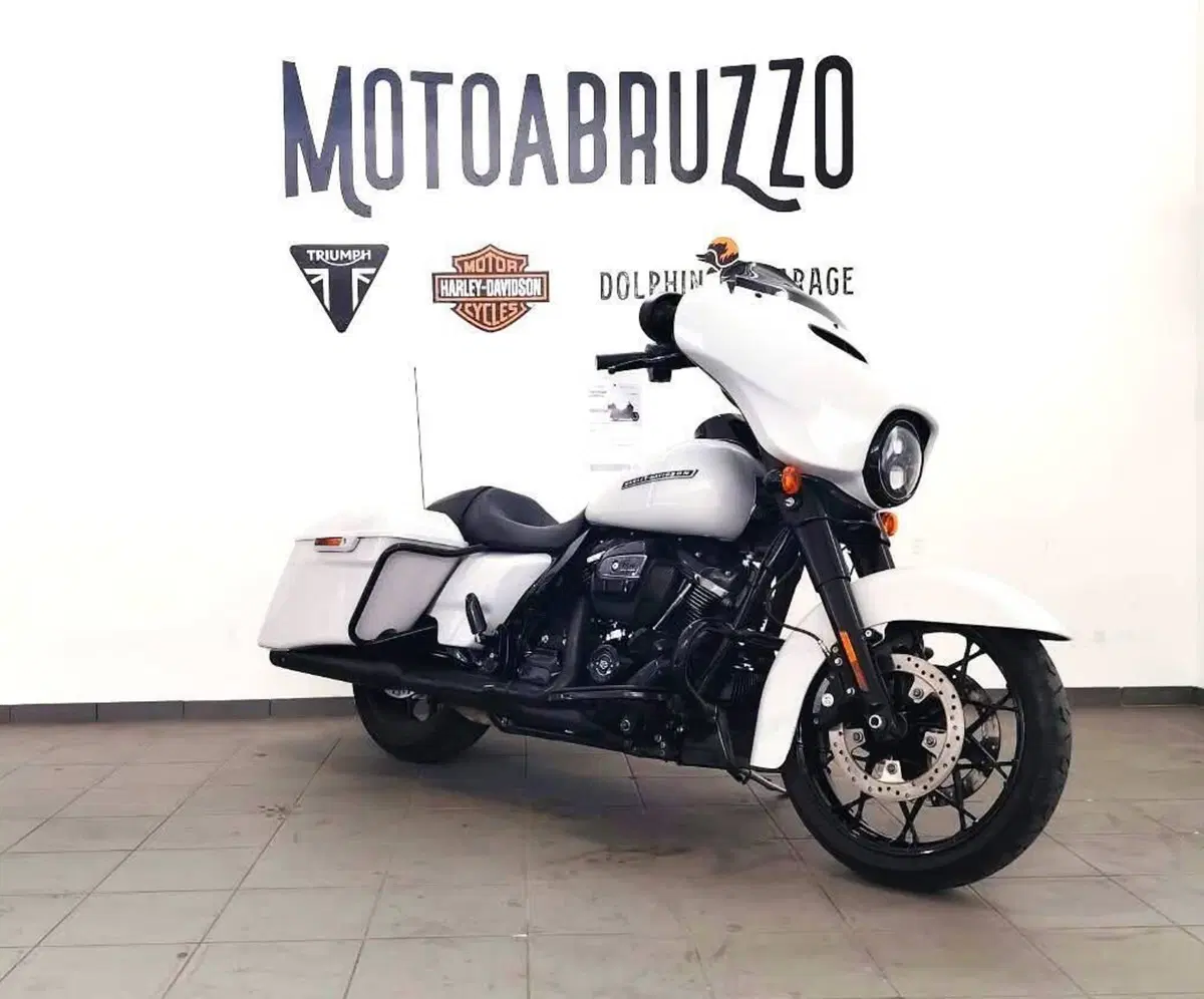 Harley-Davidson 114 Street Glide Special (2019 - 20) - FLHXS (5)
