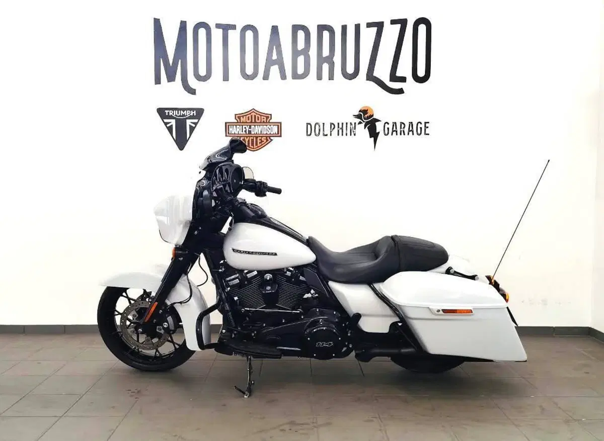 Harley-Davidson 114 Street Glide Special (2019 - 20) - FLHXS (7)