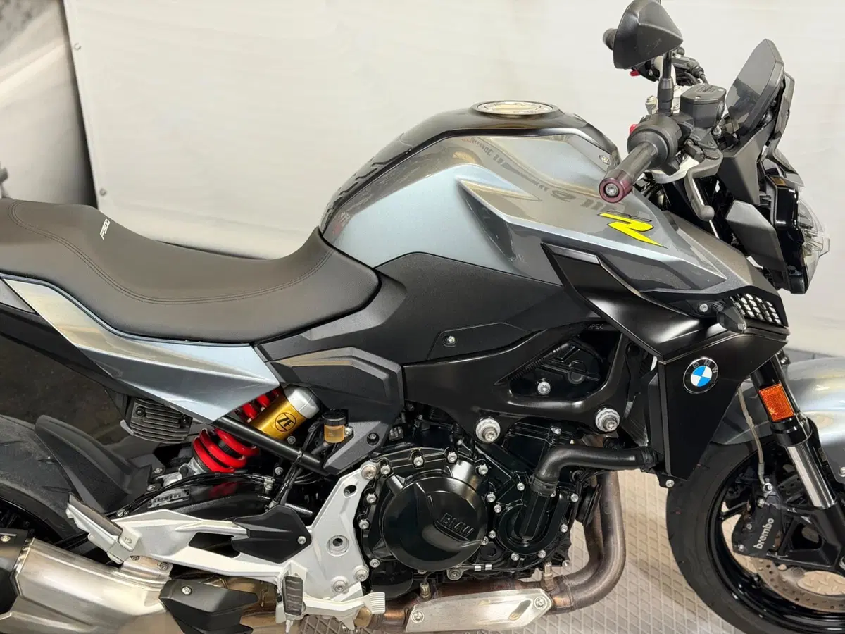 Bmw F 900 R (2021 - 24) (5)