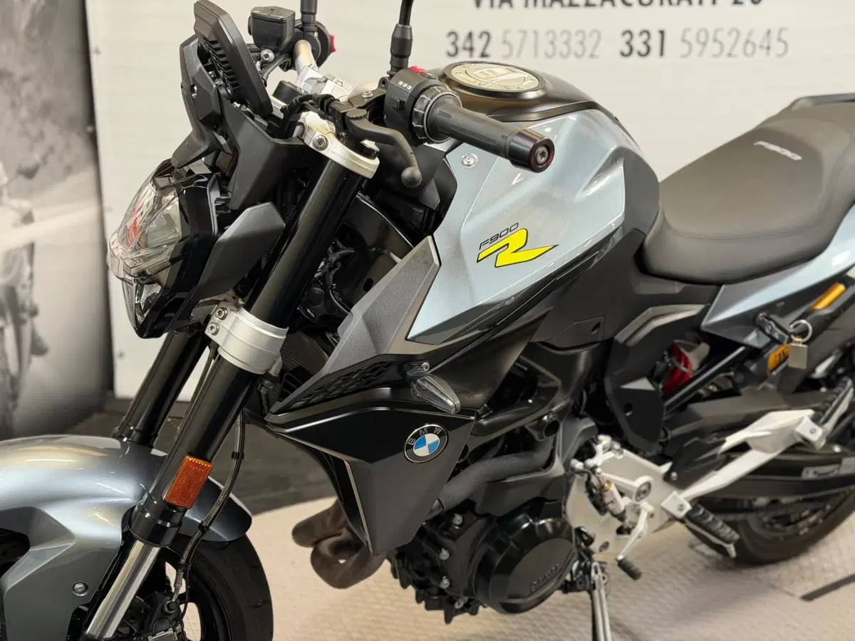 Bmw F 900 R (2021 - 24) (8)