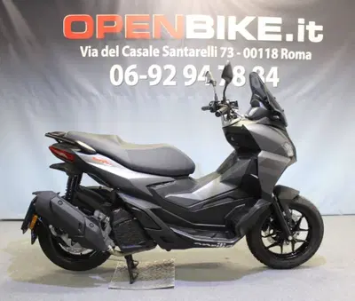 Aprilia SR GT 200 (2025 - 26) usata