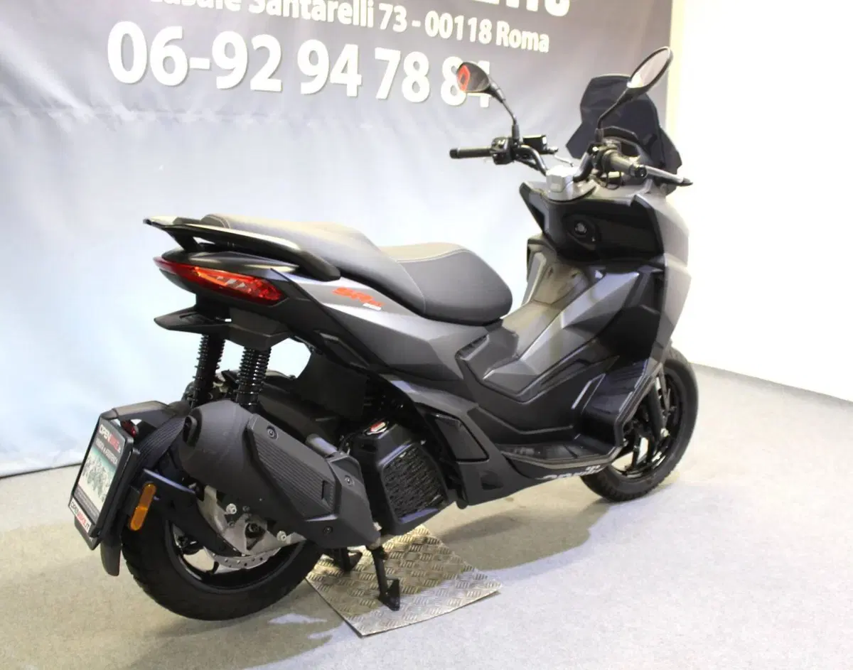 Aprilia SR GT 200 (2025 - 26) (4)
