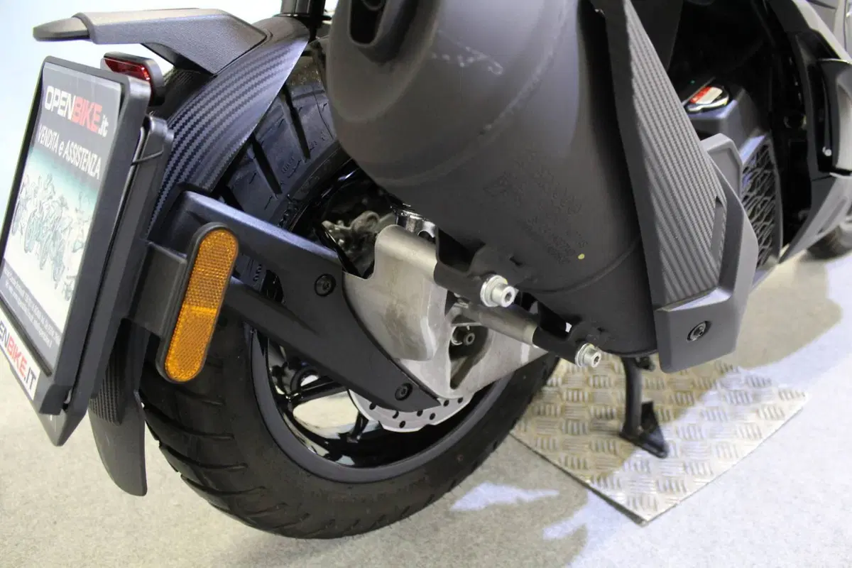 Aprilia SR GT 200 (2025 - 26) (6)