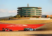 Correranno nel WEC e nel GTWC nello stesso weekend a 1000 km di distanza: ma com’è possibile l'incredibile maratona dei 6 piloti tra Barcellona e Portimao?