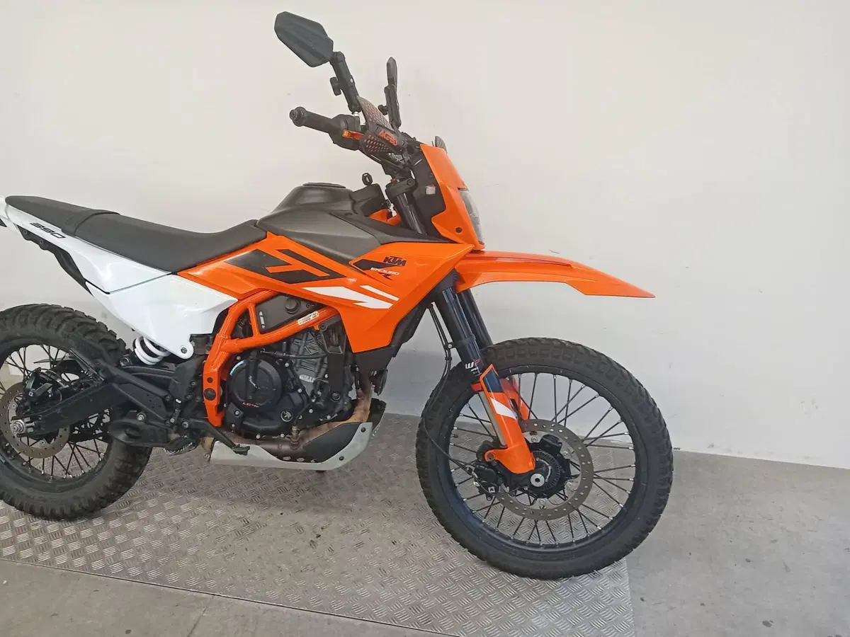 KTM 390 Enduro R (2025 - 26) (7)
