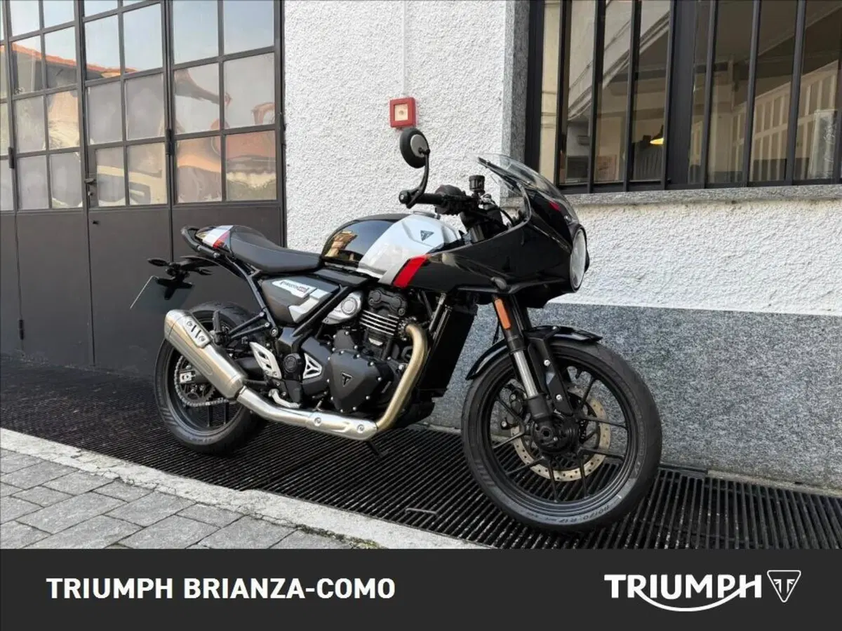 Triumph Thruxton 400 (2026) (2)