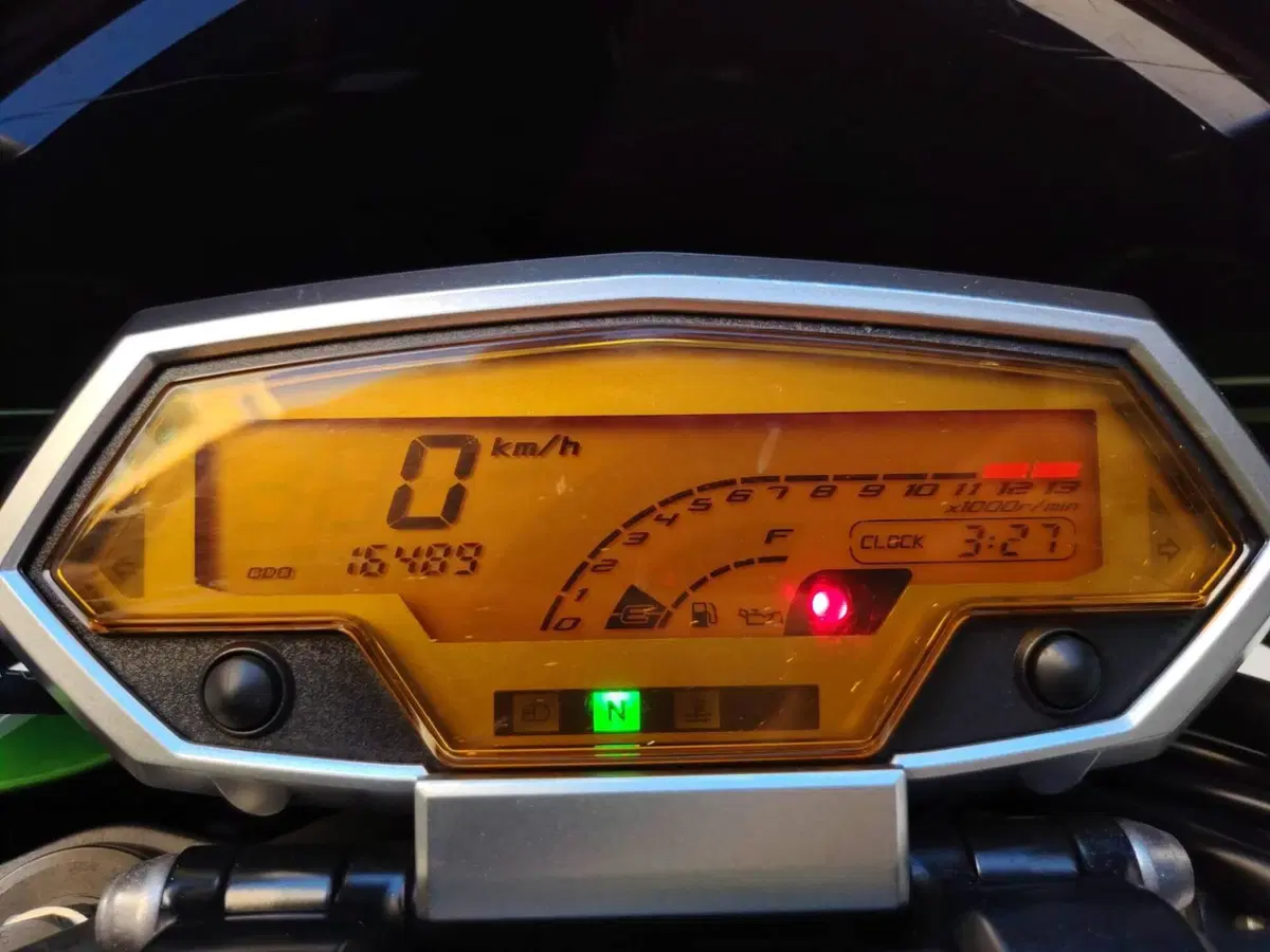 Kawasaki Z 1000 (2010 - 13) (5)