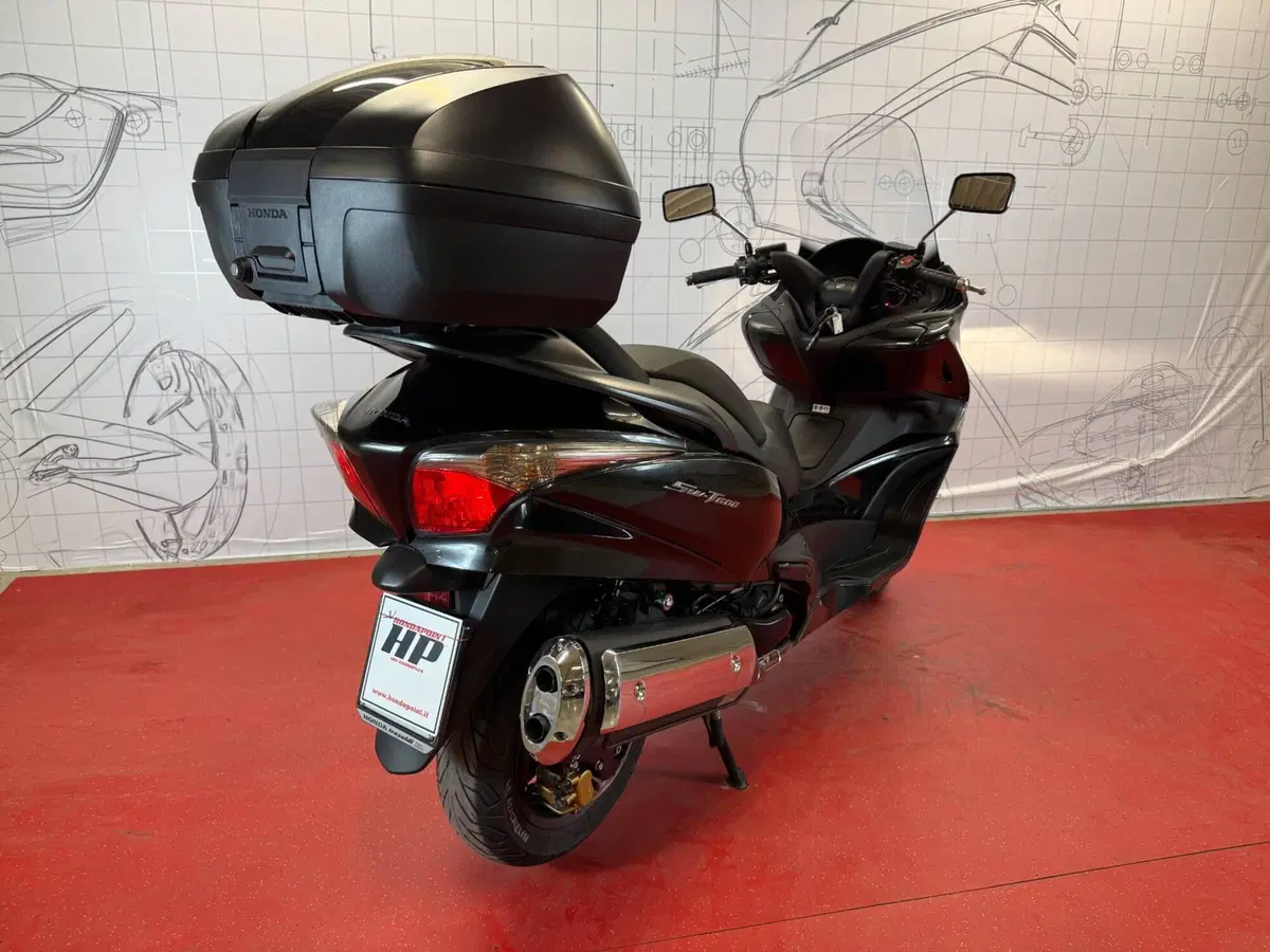 Honda SW-T 600 (2011 - 17) (3)