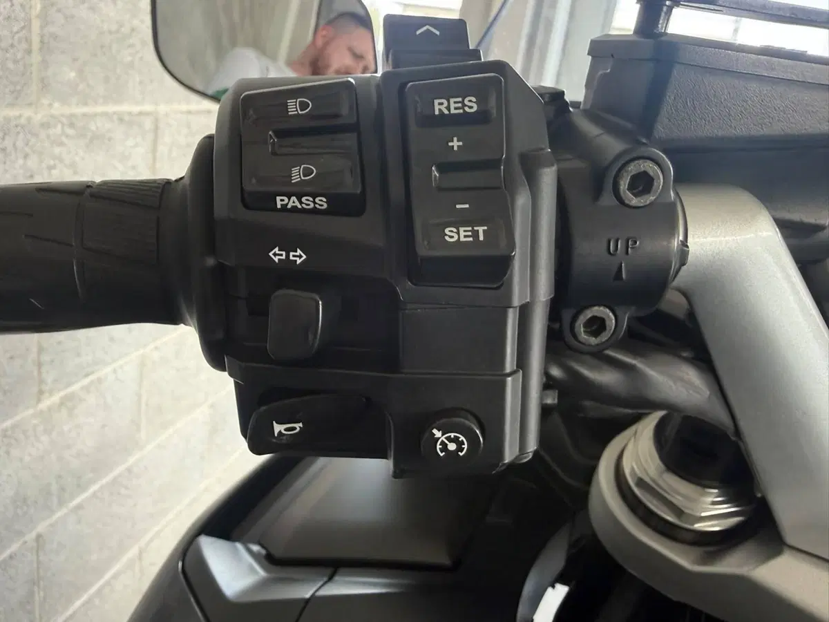 Yamaha FJR 1300 A (2016 - 20) (5)