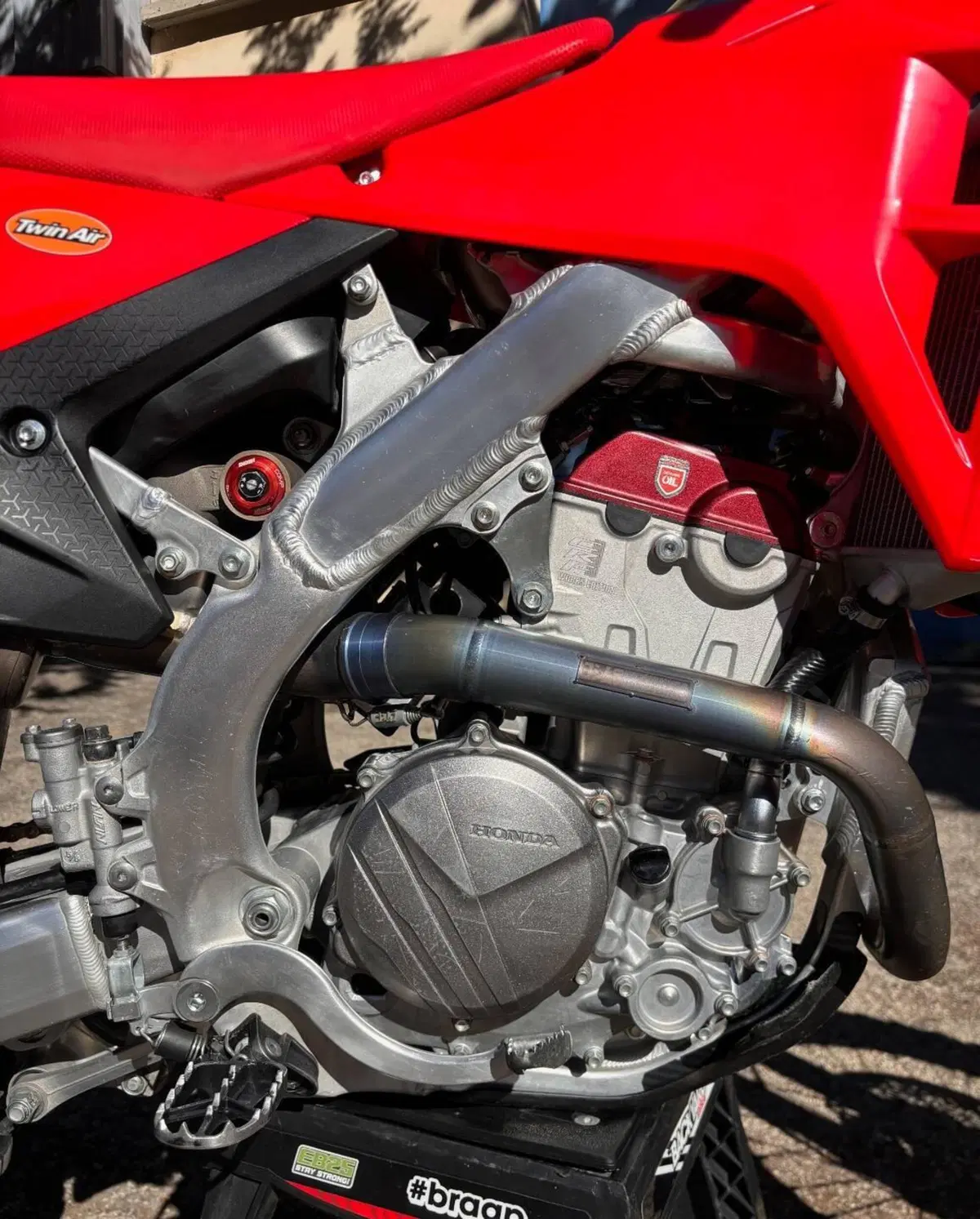 Honda CRF 250R WE (2025) (3)
